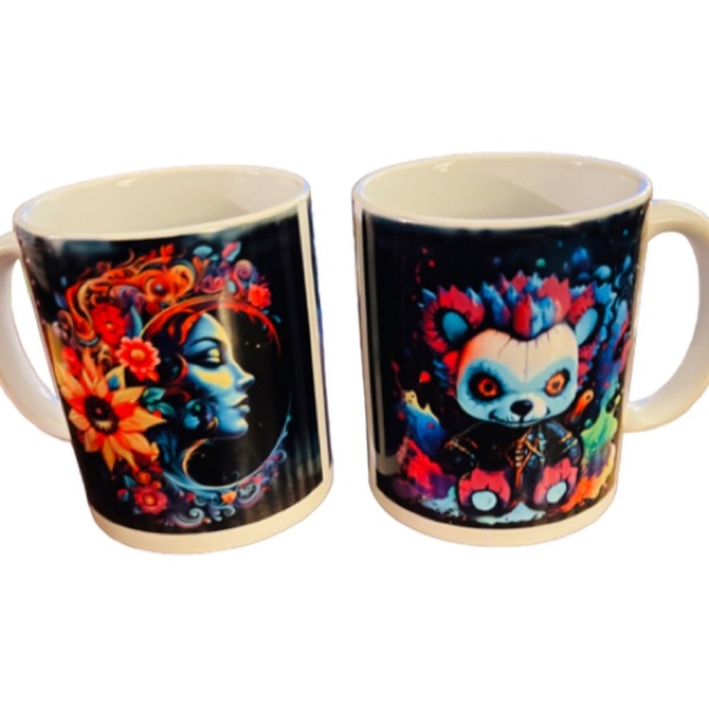 Housewares - Vibrant Coffee Mug Setof2 w minor wear. Sz 3 3/4 In H by 3 1/8